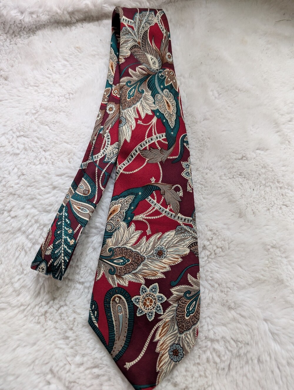 Men's Vintage Eaton Burgundy Paisley Silk Tie - Unbranded